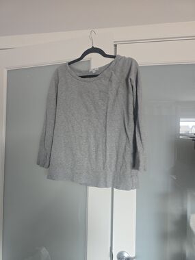 James Perse Light Gray Scoop Neck tshirt